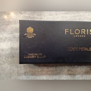 Floris London Rose Petals Luxury Soap - Set Of 3 100g Soaps